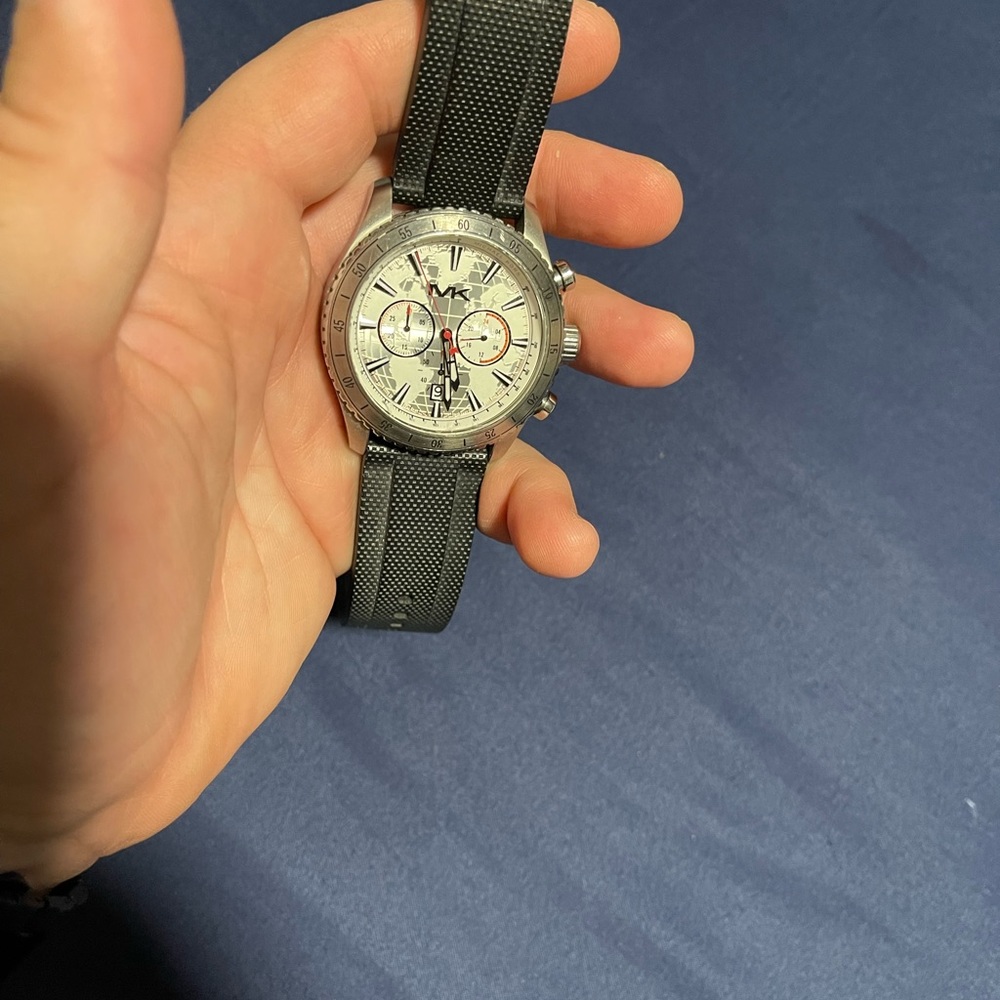 MK mens sports watch…. - Picture 3 of 4